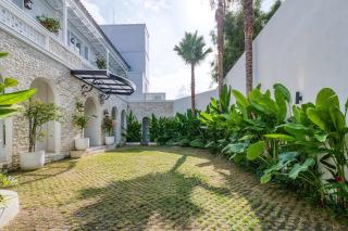 Villa Aclasa Luxery 4BR Retreat in Berawa, Canggu - 4