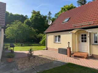 kleines Landhaus am Park - - 1
