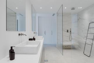 Athenian Black Villa - Saronida - 1
