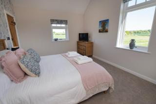 Meadow View, Luxury Barn, Malton - 2