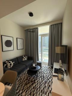 Stylish 1-Bedroom Apartment near burj khalifa - 5