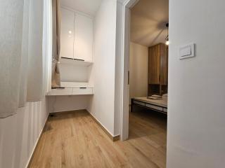 Elegant Aesthetic Suites - Rhodes Town - 4