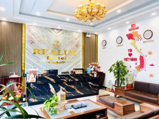 Realux Hotel - Sầm Sơn - 8