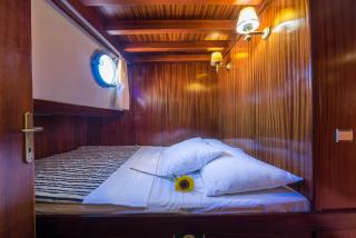 Charming Cabin on MSY Alisa Week Long Island Hopping Adventure Through Dalmatian Coastal Gems - Split - 4