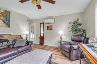 Treehaven Barn farmhouse - Enumclaw - 9
