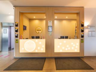 B&B Hotel Duisburg Hbf-Süd - Duisburg - 6