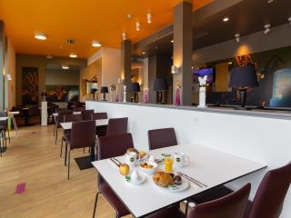 B&B Hotel Duisburg Hbf-Süd - Duisburg - 5
