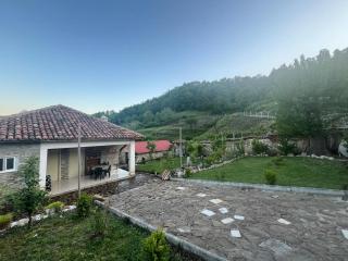 Traditional Albanian Escape Near Tirana - - 5