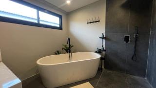 Loft Suite Wolu - Tumbak Bayuh - 3