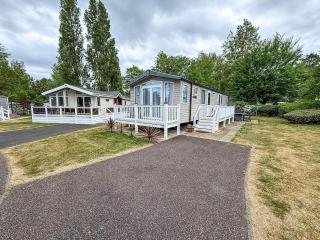 Beautiful 8 Berth Caravan With Decking At Haven Hopton Beach Ref 80011B - Great Yarmouth - 3