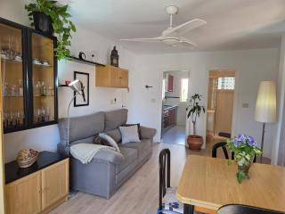 Apartamento 1 en El Alamillo en zona residencial de 1 dormitorio con piscina a 450 metros de la playa - 2