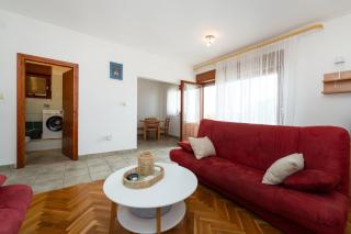 Spacious Apartments by the Sea in Srima, Vodice - Srima - 7