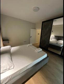 KOAZY apartment - Vlorë - 7