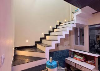 Near Mahakal Temple BUDGET HOTEL V R , UJJAIN, Fully Air conditioned Rooms with Wifi and Parking, Best Hotel IN Ujjain - Ujjain - 6