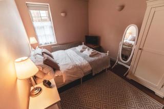 Serviced Lettings Amazing Central 2 Bed with Parking - Norwich - 1