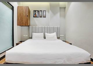 Hotel galaxy - Jāmb - 1
