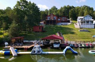 Lake Therapy at The ARK - Gameroom, Hot Tub, Private Dock - Williamstown - 0