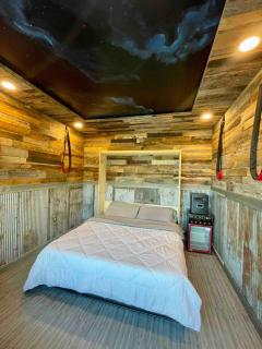 Lake Therapy at The ARK - Gameroom, Hot Tub, Private Dock - Williamstown - 5