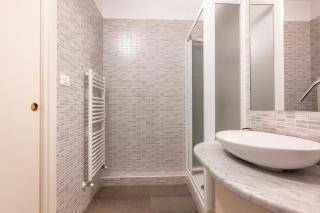 -Porta Susa-Centro- Deluxe Suite x4, Wi-Fi - A-C - Turim - 5