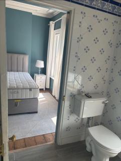 Elegant Seaside 3 BR Home - Blackrock - 6