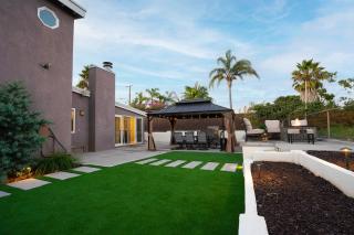 Chic Retreat Ping Pong, Bonfires and Patio Leisure - San Diego - 5