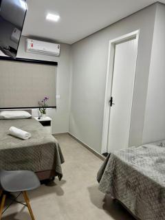 Della Economy Hotel - Paranaguá - 1