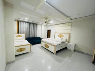 Hotel Baba Rezidor Kalam by Khan Familia - Kalām - 7