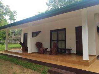 Eighth Wonder Resort - Kibissa - 5