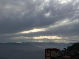 Rock view stay - Darjeeling - 9