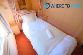 The Compact Comfort with Free Parking - Angus - 9