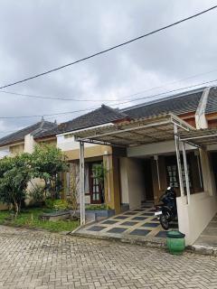 Kusuma Pesanggrahan, Semeru 8 - Batu - 8