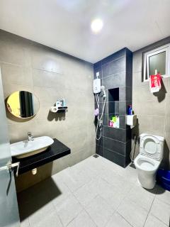 3Room 5 Pax stay in Mont Kiara - Kuala Lumpur - 9