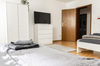 CosyHomes24 - Centrally with balcony and parking space - MH06 - 2