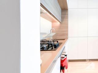 New! Cozy & Stylish Studio at Studio One Marina - 6