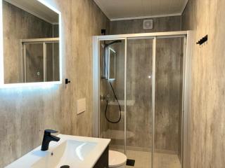 Brekke Gard Hostel - 8