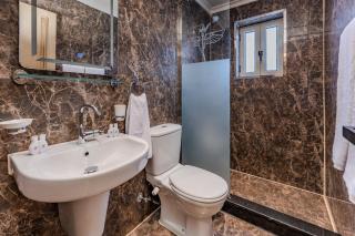Deluxe Double Room 2 Adults plus 1 Child - Luxor - 2