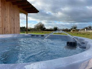 Paulton - Sleeps 2 - PetFriendly - HotTub - Garden - Bristol - 6