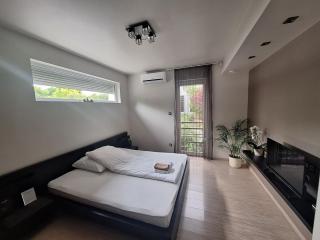 Private Family Villa - 9