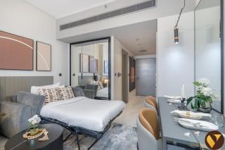 VOGUE MAG318 Business Bay - Downtown Dubai - Pool View with balcony and walkable to Burj Khalifa and The Dubai Mall - Sabkhah - 1