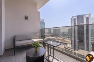 VOGUE MAG318 Business Bay - Downtown Dubai - Pool View with balcony and walkable to Burj Khalifa and The Dubai Mall - Sabkhah - 8