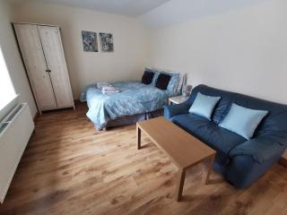 Top Bothy, town centre accommodation sleeps 2 - 3