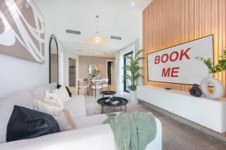Gracious 1-Bedroom with City View at Square Tower in JVC - Dubai - 0