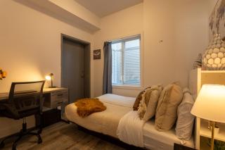 Bright and Beautiful 3 Bedroom in Griffintown - Montréal - 1