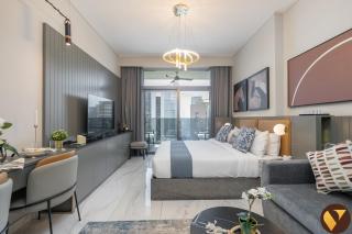 VOGUE MAG318 Business Bay - Downtown Dubai - walkable to Burj Khalifa and The Dubai Mall and Pool View with balcony - Sabkhah - 2