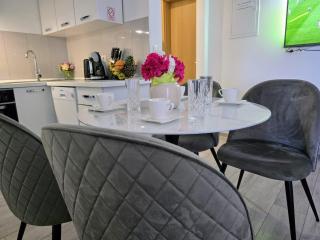Apartment Blanca with jacuzzi,terase and private parking - Kaštela - 0