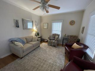 Historic 2BR • Walk to Dining • Porch Yard - Cary - 0