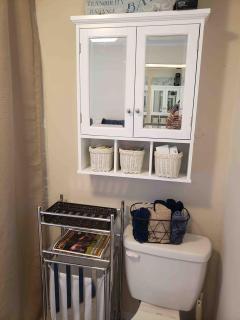 Historic 2BR • Walk to Dining • Porch Yard - Cary - 1
