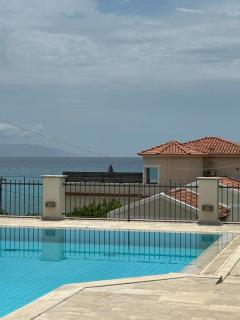 Seaside Penthouse - Mesochórion - 1