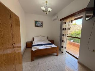Grandmas Rooms - Ksamil - 2
