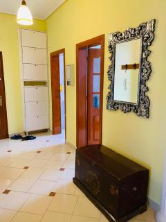 Central Apartment 2 br AC WIFI - Tirana - 3